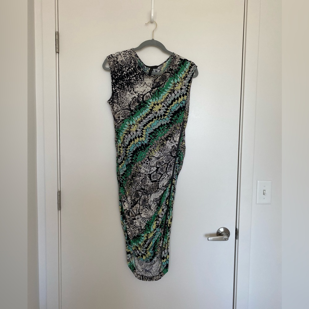 BCBGMaxAzria Green & Black Snakeskin Rouched Bodycon Dress with Side Zipper - L